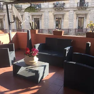 La Mansarda-roof , Catania-Fontanarossai nemzetközi repülőtér Olaszország