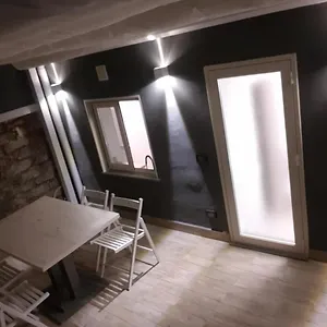 Lisa House , Catania-Fontanarossai nemzetközi repülőtér Olaszország