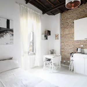 White Ostilia Apartamento