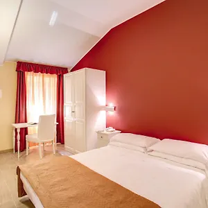 Floor Navona בית הארחה